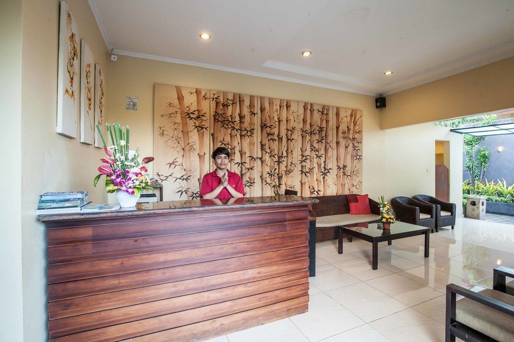 Putri Bali Villa Seminyak  Exterior photo